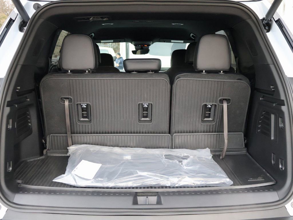 New 2026 GMC Acadia Elevation w/ Black Edition image 29