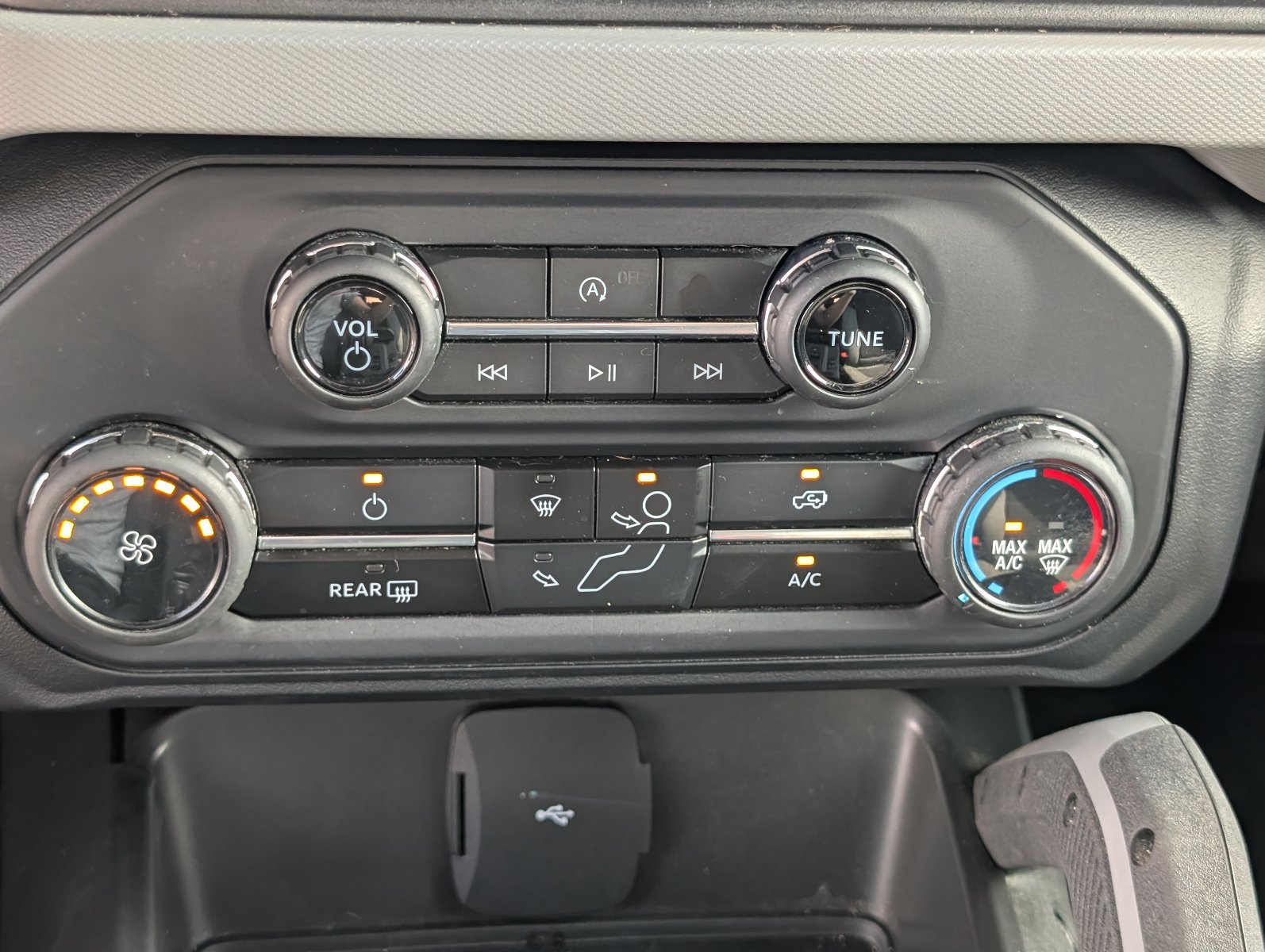 Used 2023 Ford Bronco Big Bend AWD/4WD image 19