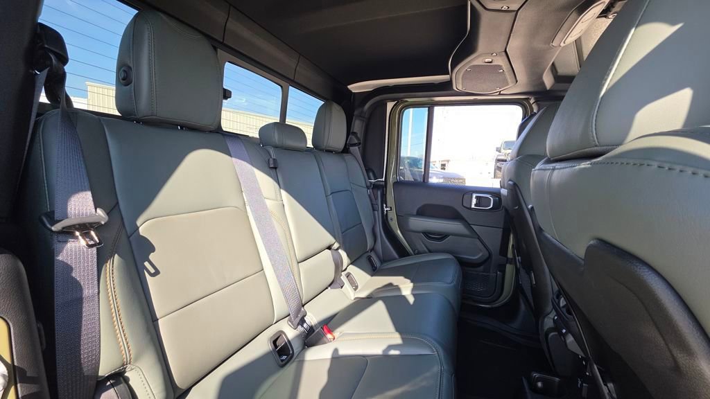 New 2026 Jeep Gladiator Mojave AWD/4WD image 15