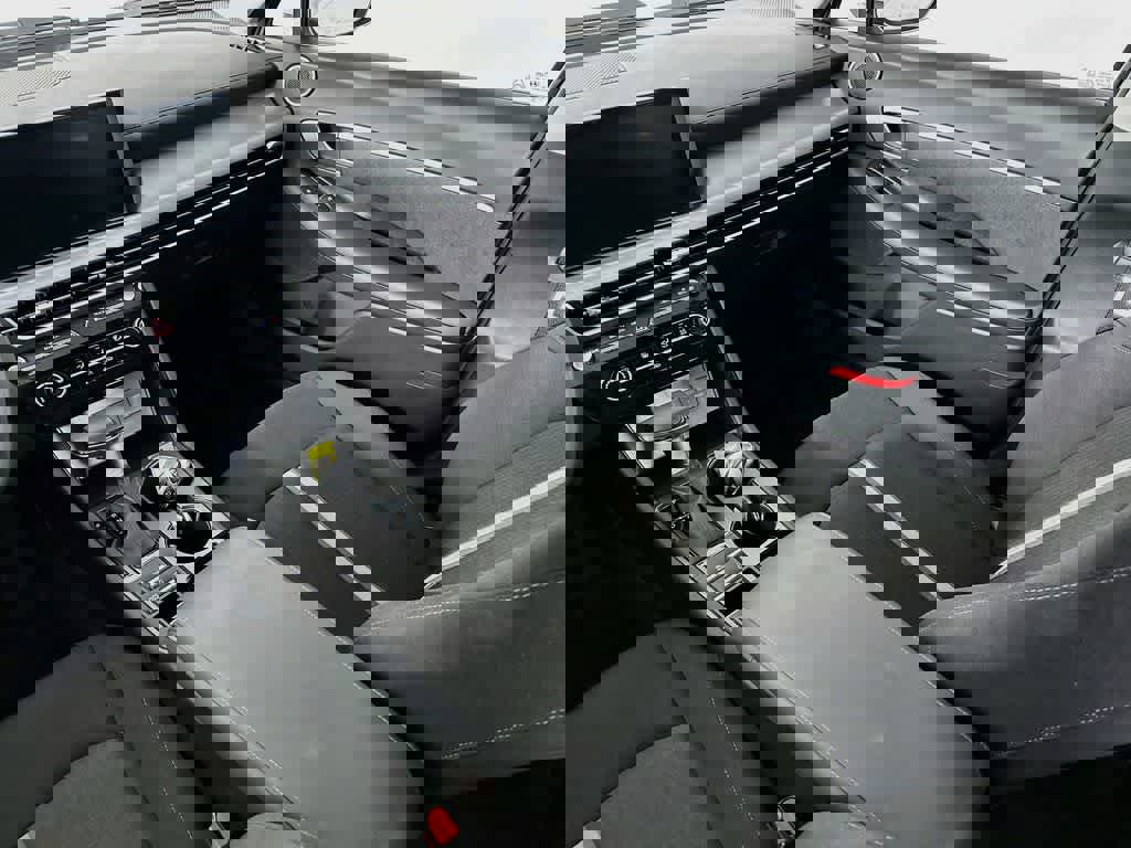 Used 2025 Hyundai Sonata SE image 10