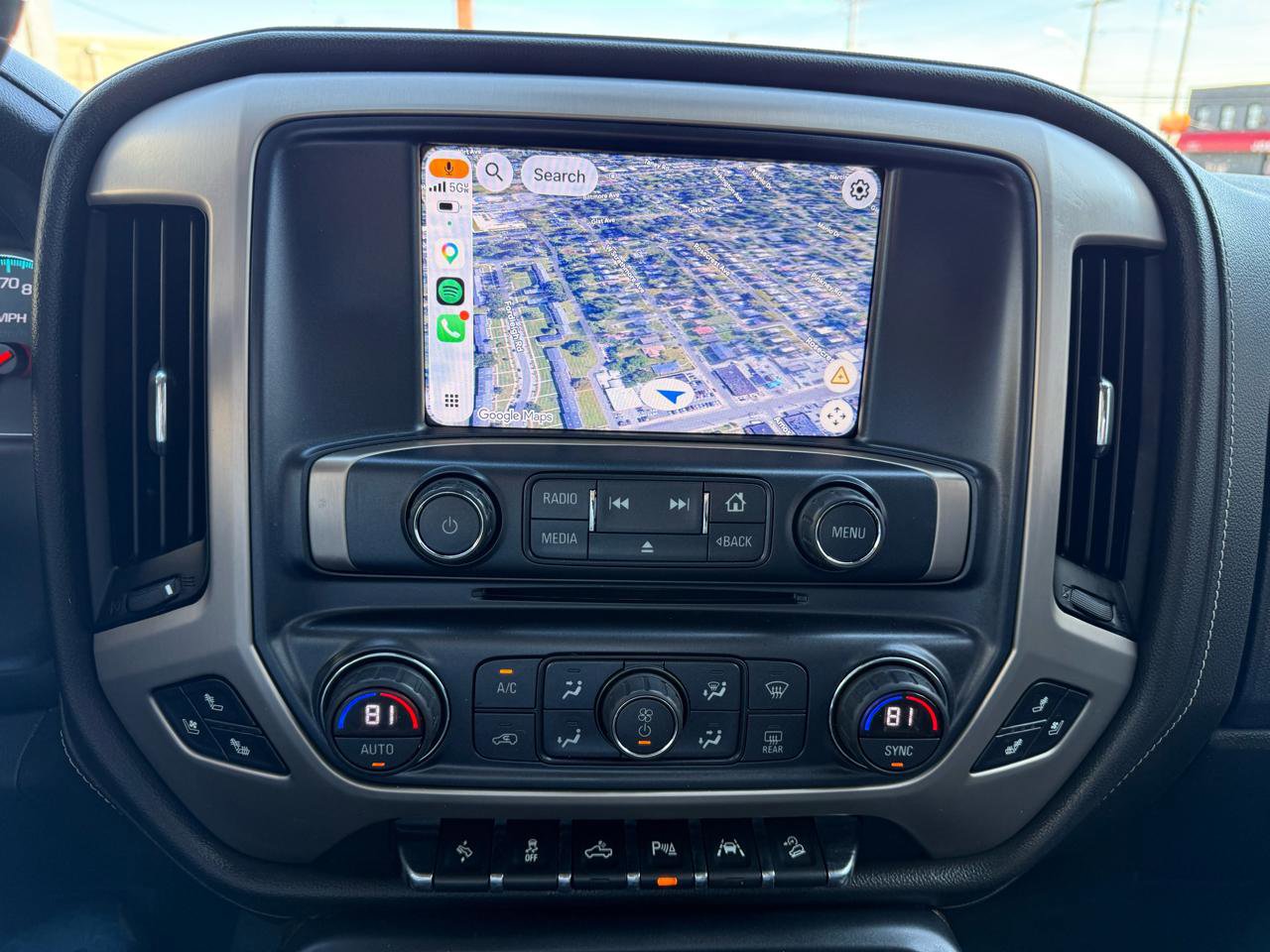 Used 2017 GMC Sierra 1500 Denali image 8