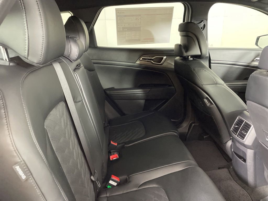 New 2026 Kia Sportage X-Line w/ X-Line Technology Package image 16