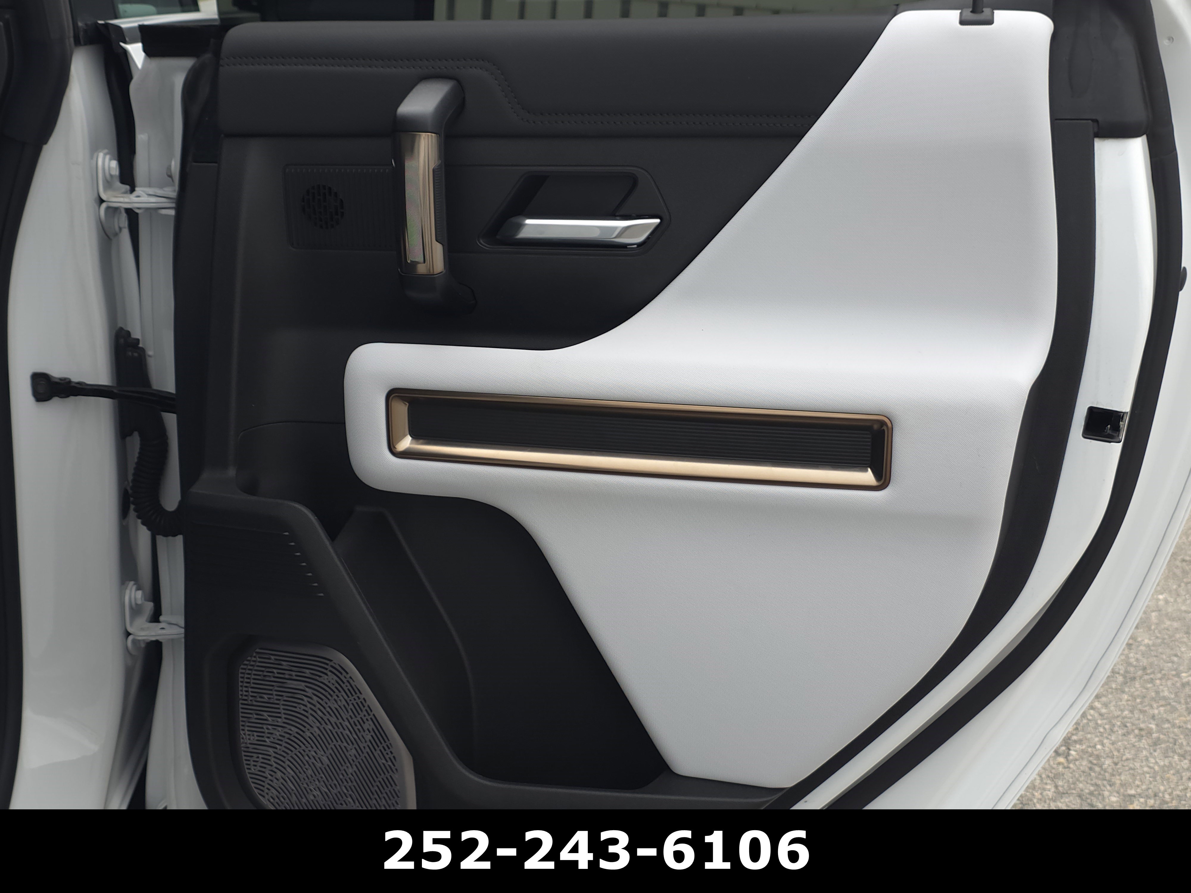 Used 2025 GMC Hummer EV 3X AWD/4WD image 53