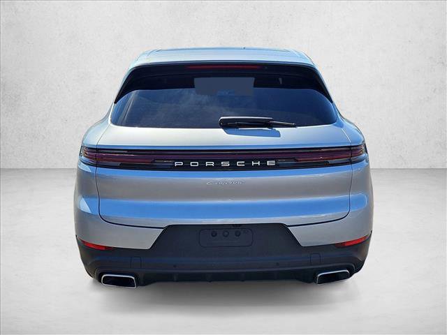 Used 2024 Porsche Cayenne image 7