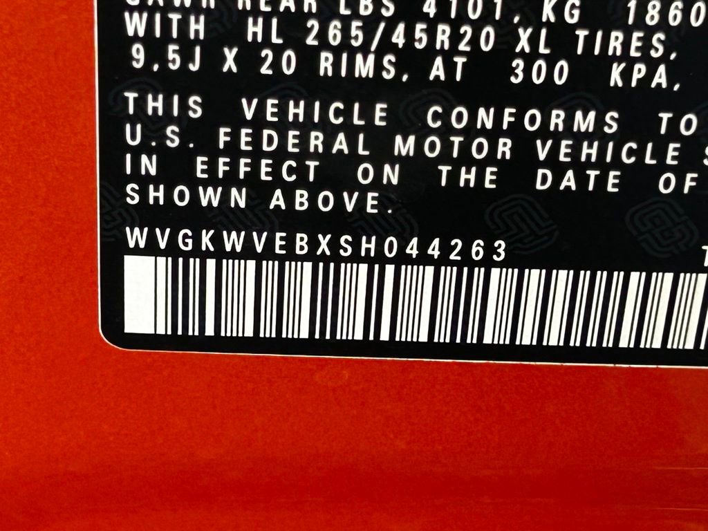 New 2025 Volkswagen ID. Buzz Pro S Plus image 45