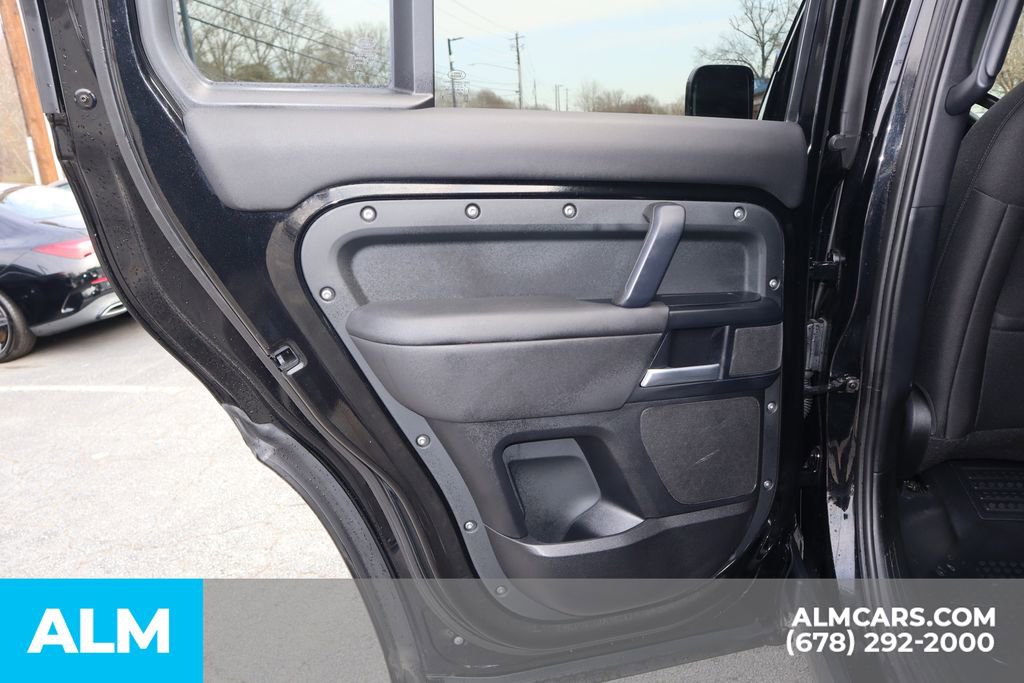 Used 2025 Land Rover Defender 110 S image 20