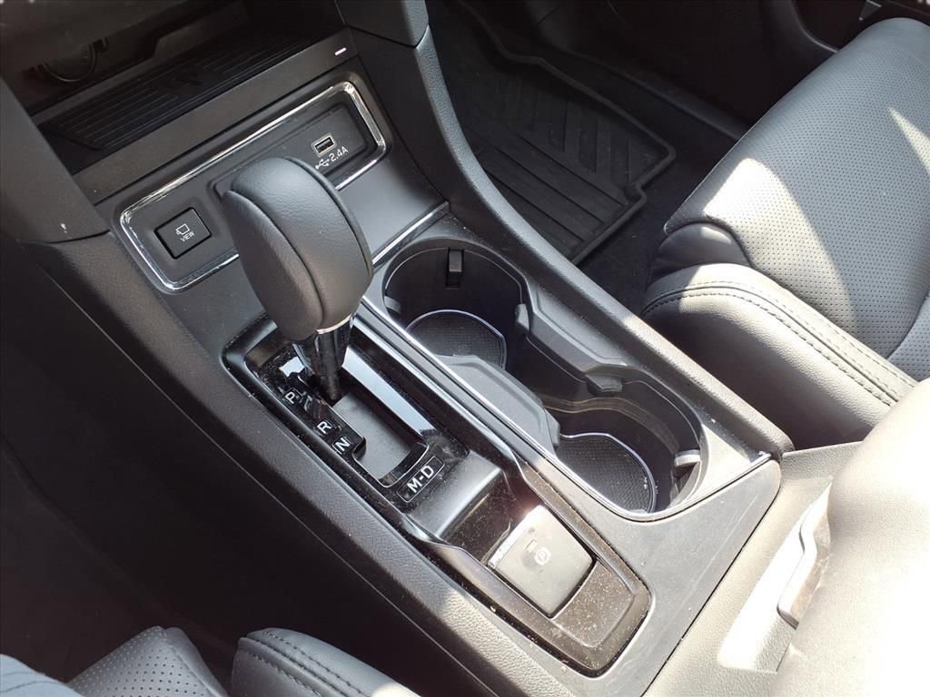 Certified 2025 Subaru Ascent Bronze Edition image 5