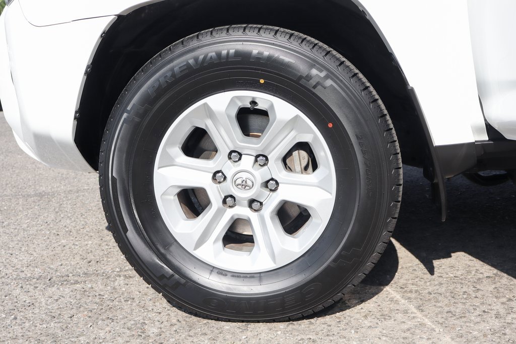 Used 2022 Toyota 4Runner SR5 image 47