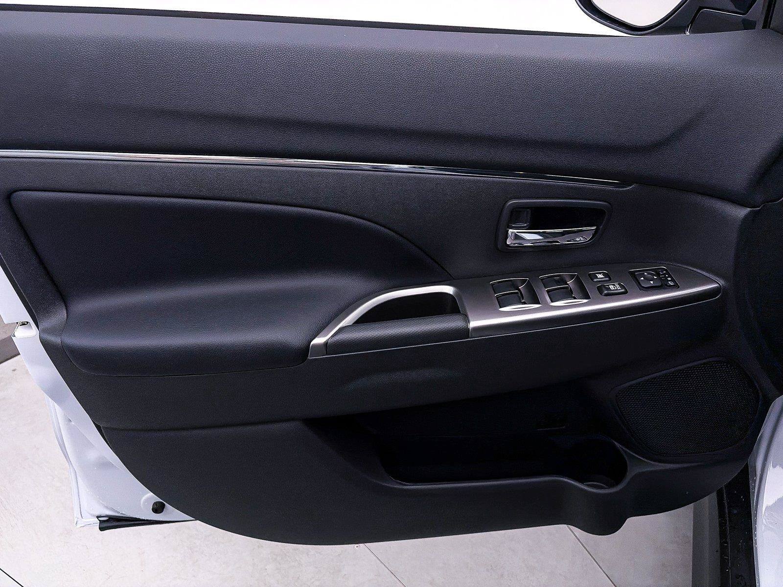 New 2026 Mitsubishi Outlander Sport SE AWD/4WD image 7