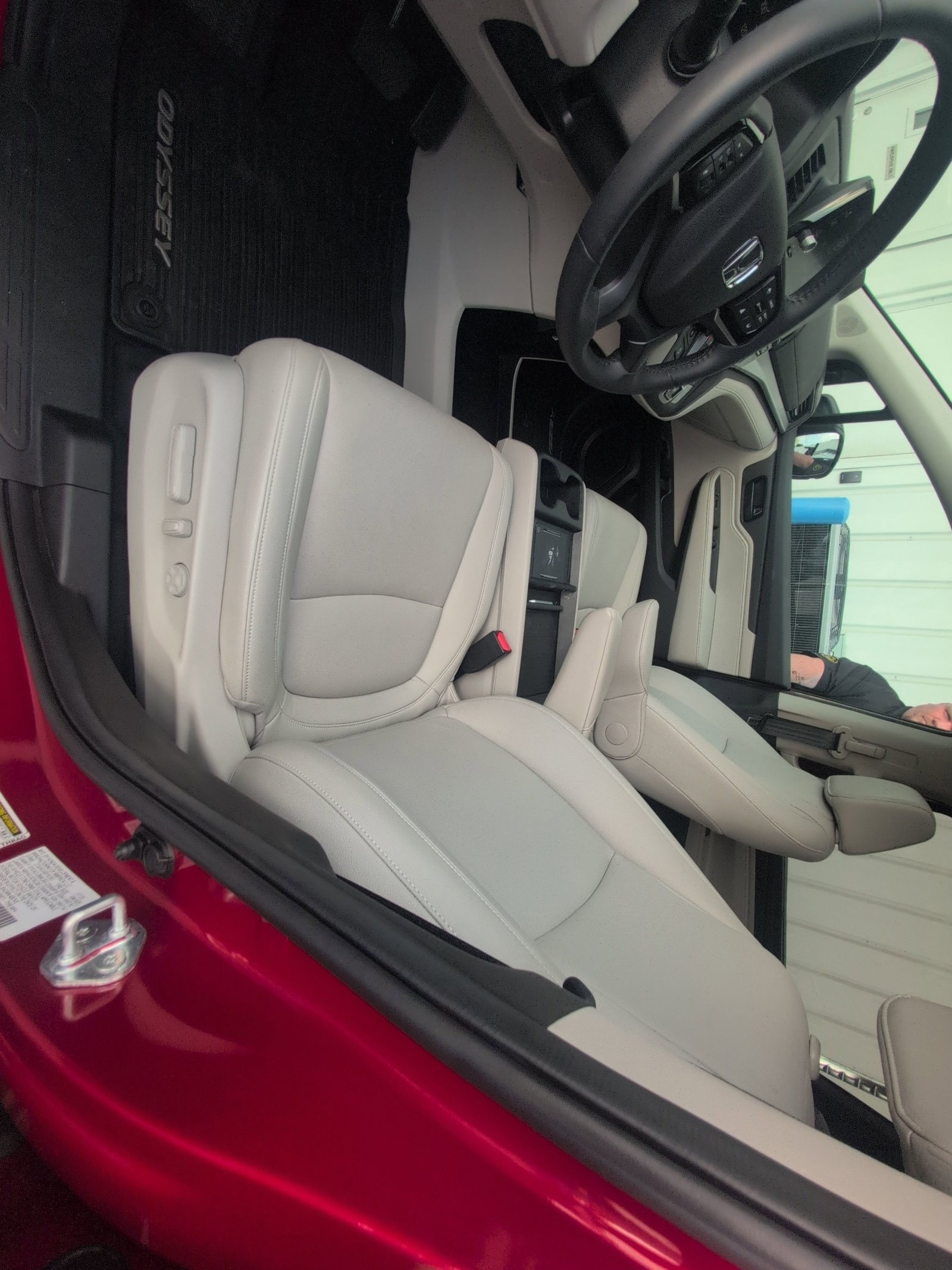 Used 2025 Honda Odyssey EX-L image 24