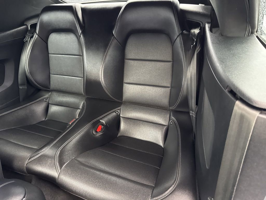 Used 2023 Ford Mustang Premium RWD image 31