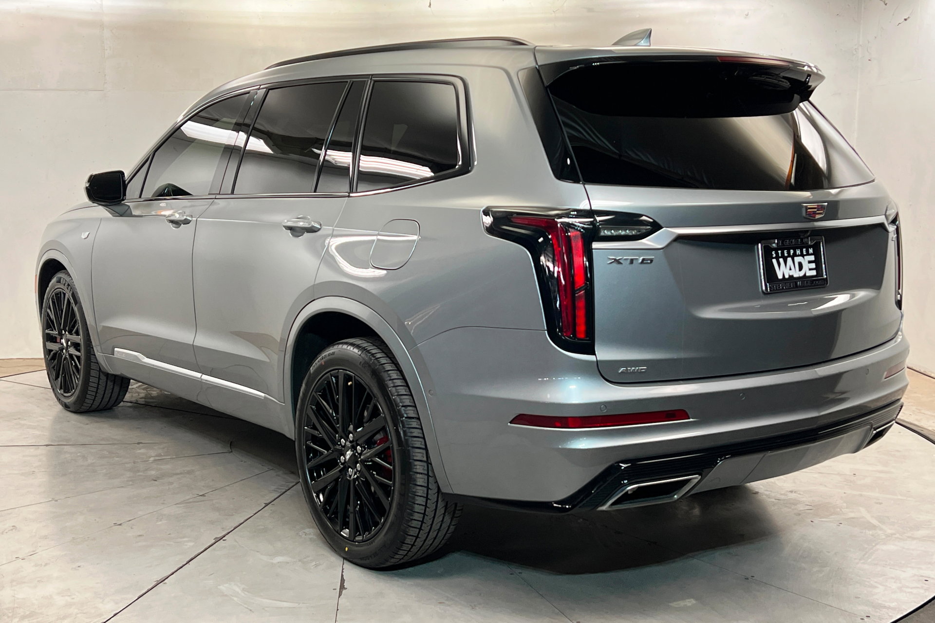 Used 2025 Cadillac XT6 Sport w/ Technology Package AWD/4WD image 3