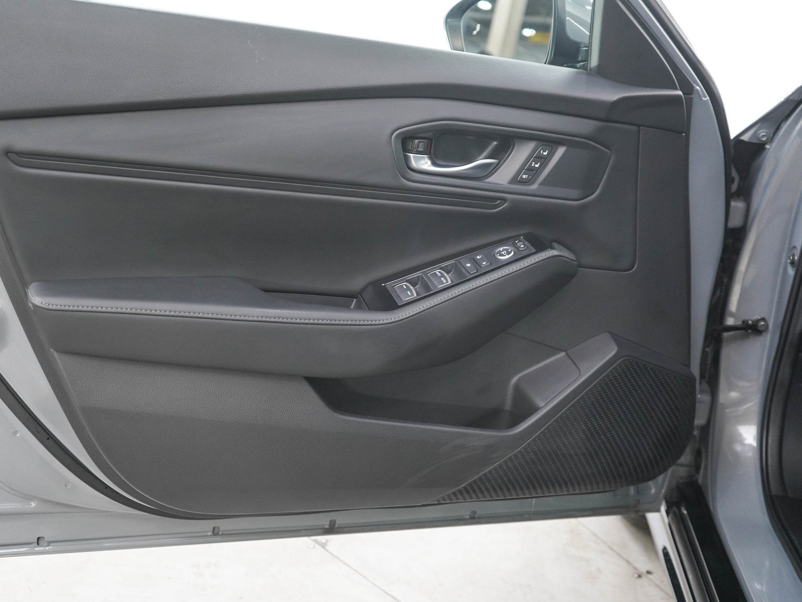 Used 2025 Honda Accord Touring image 17