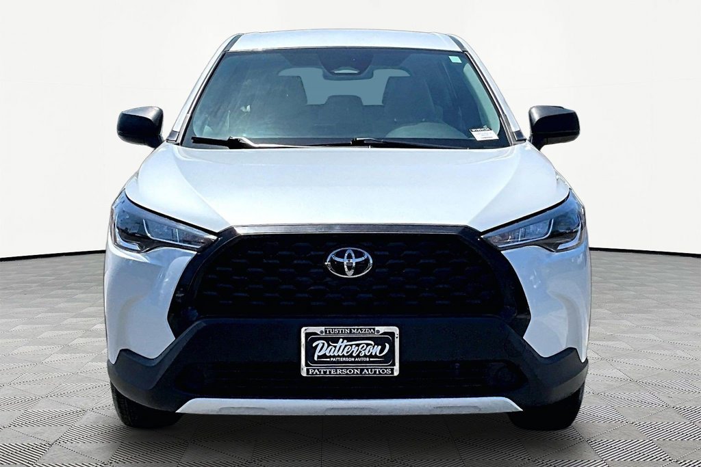 Used 2024 Toyota Corolla Cross L AWD/4WD image 3