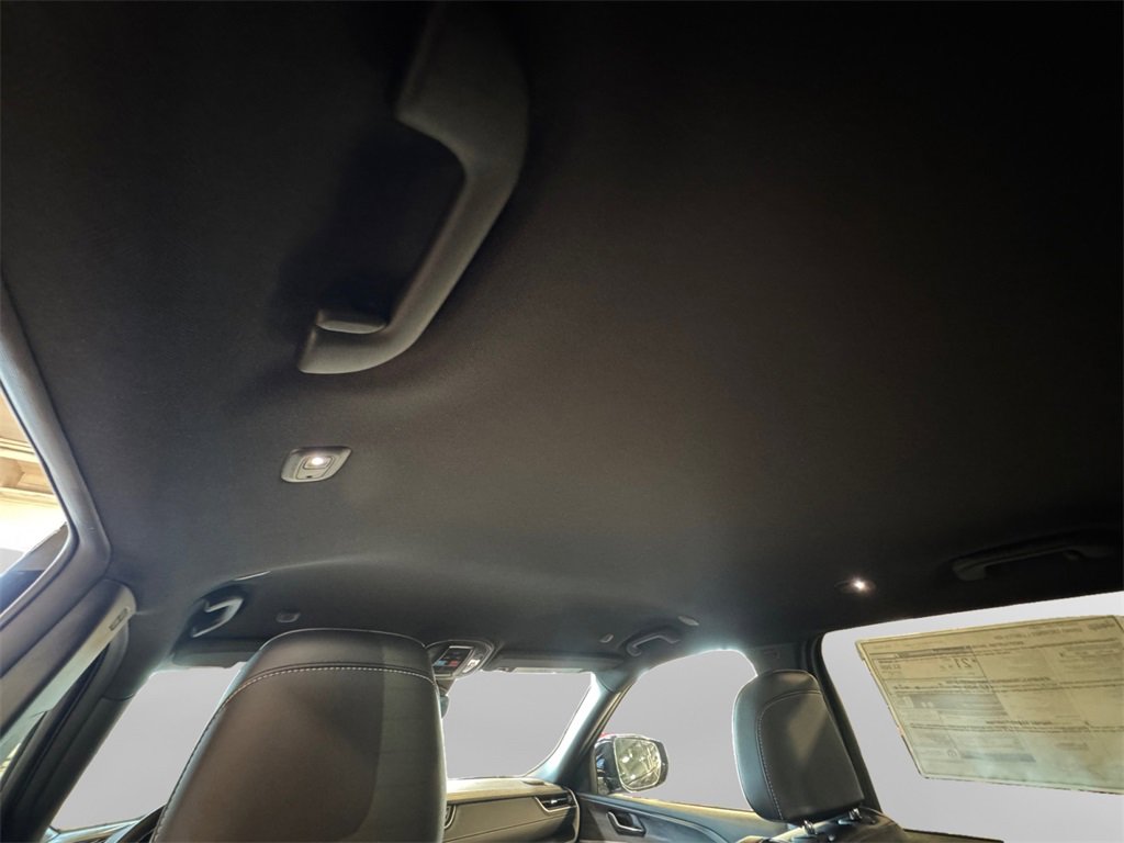 New 2025 Jeep Grand Cherokee L Limited w/ Black Appearance Package image 23