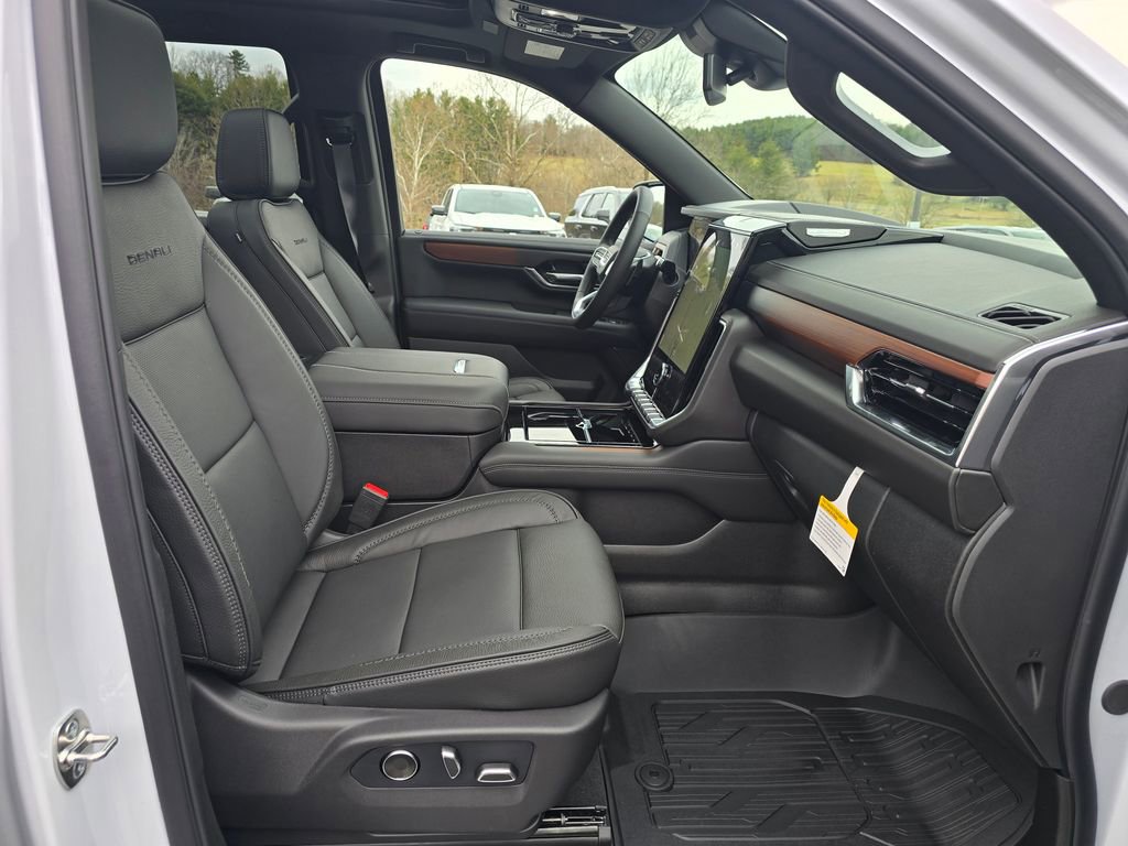 New 2026 GMC Yukon Denali w/ Sun & Power Step Package image 27