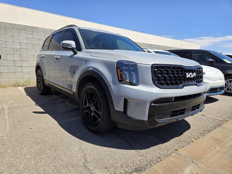 Certified 2024 Kia Telluride EX X-Line AWD/4WD image 2