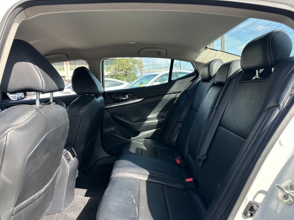Used 2023 Nissan Maxima SV w/ Floor Mat Group image 15