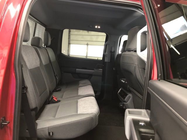 Certified 2022 Ford F150 XLT w/ Equipment Group 302A High image 32
