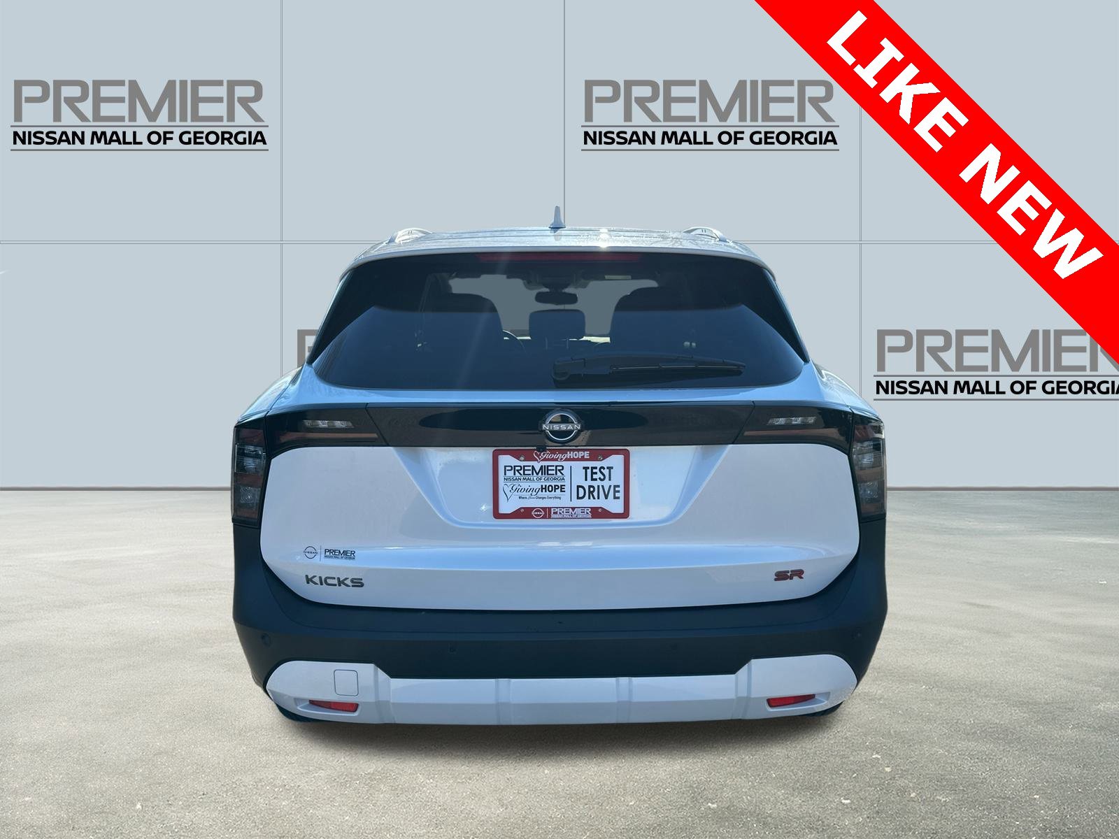 Certified 2025 Nissan Kicks SR image 6