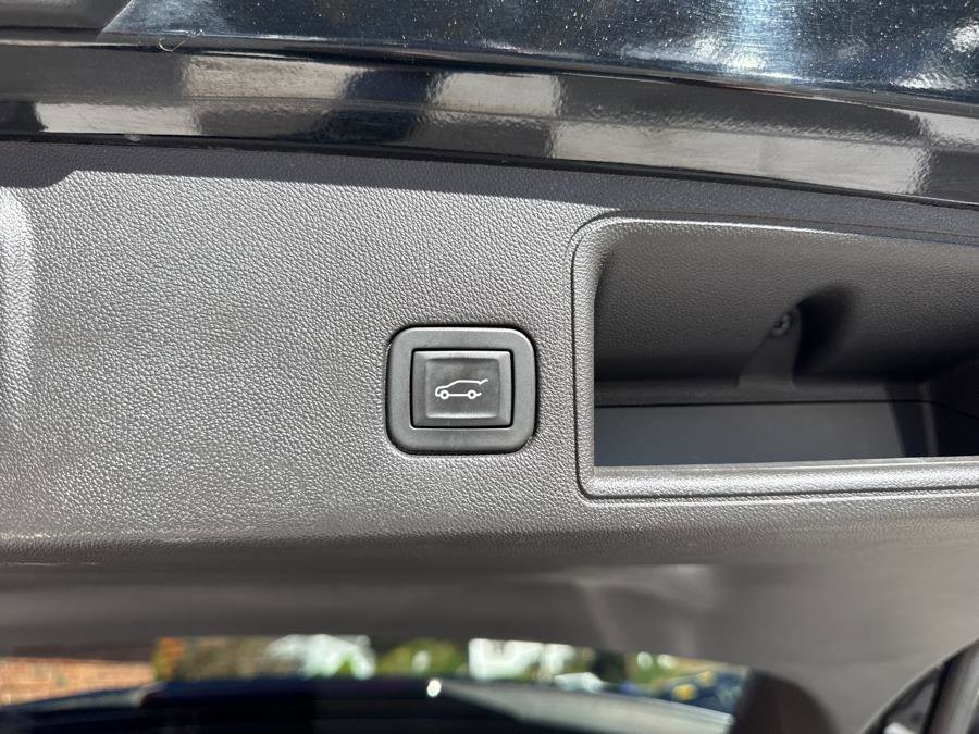 Used 2018 GMC Terrain SLE w/ Driver Convenience Package AWD/4WD image 37