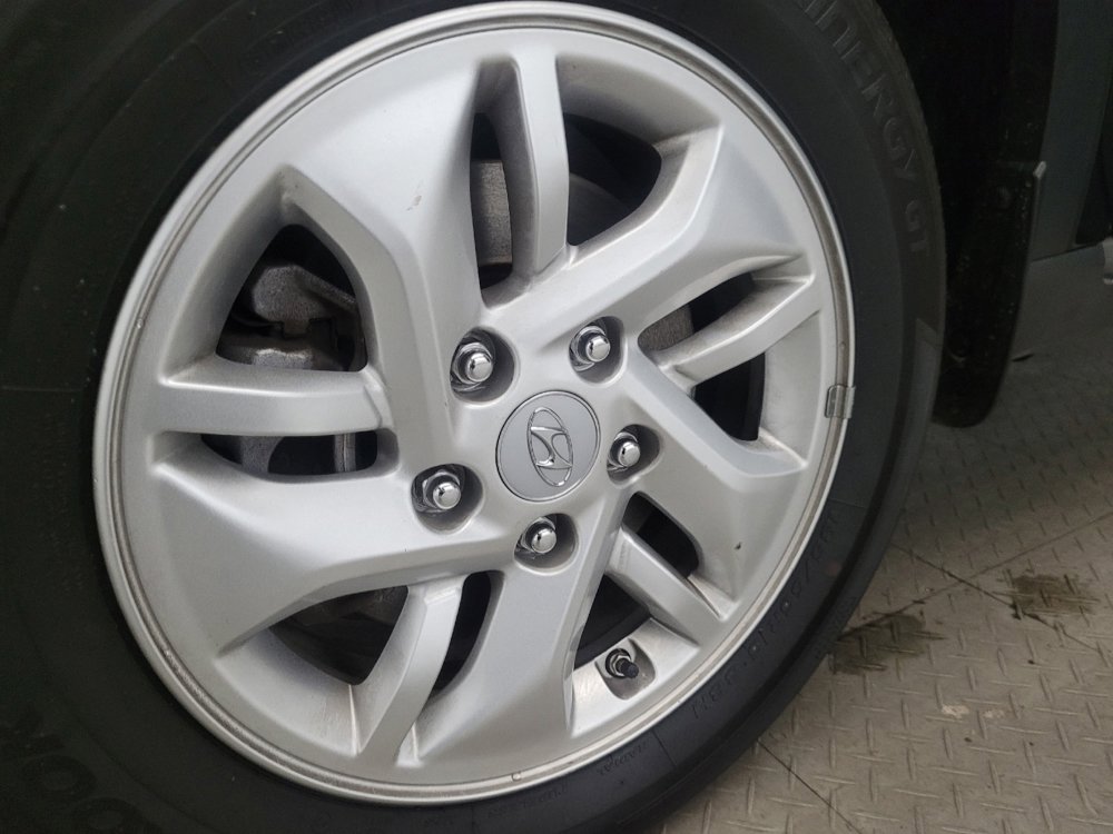 Used 2024 Hyundai Venue SE image 31