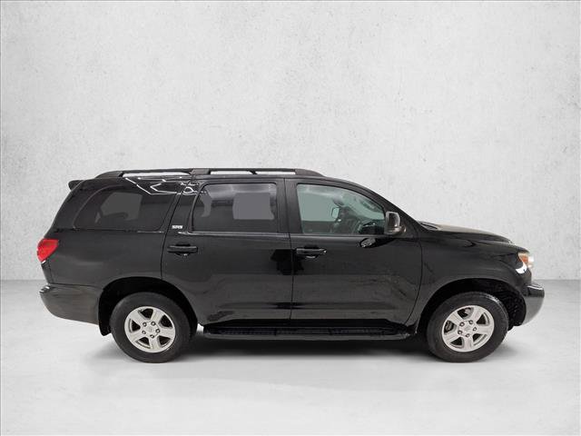 Used 2014 Toyota Sequoia SR5 w/ Premium Package AWD/4WD image 4