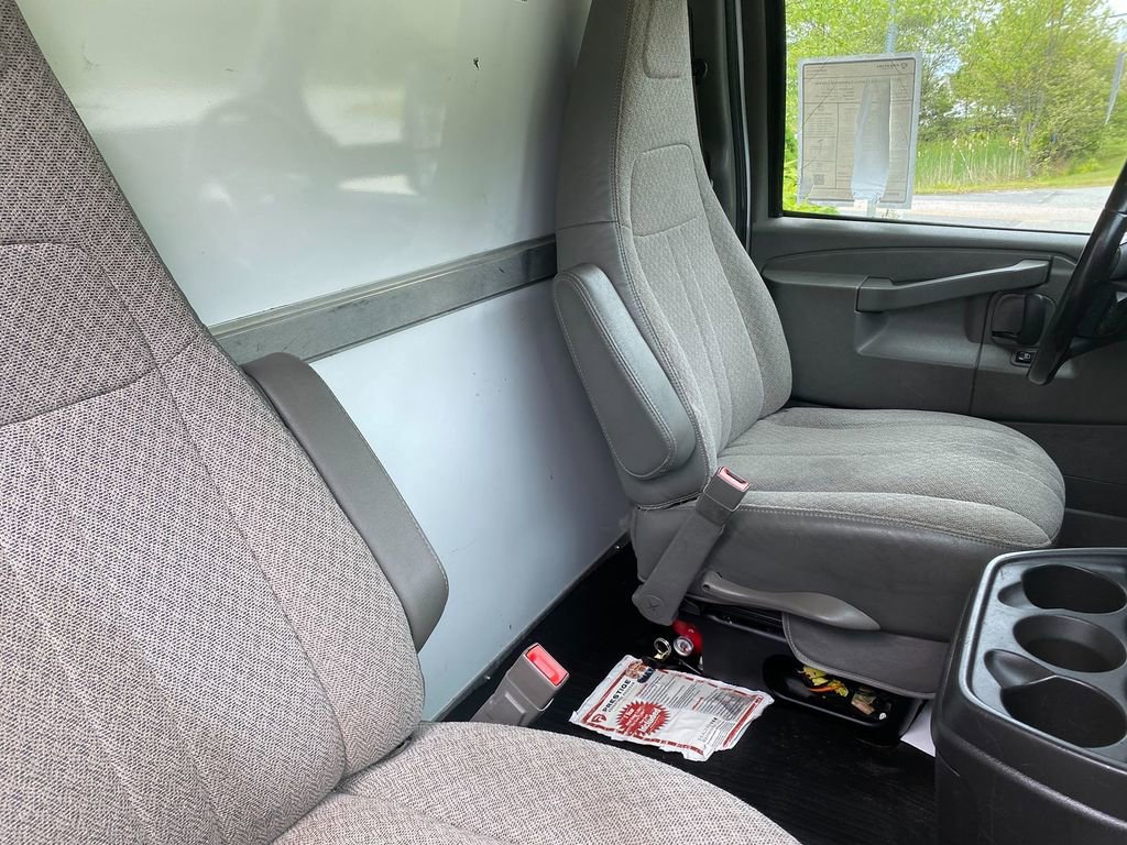 Used 2017 Chevrolet Express 3500 Work Van image 35