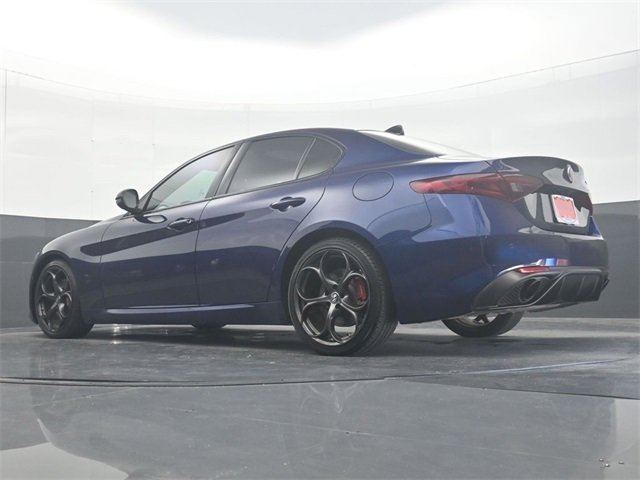 Used 2019 Alfa Romeo Giulia Base image 30