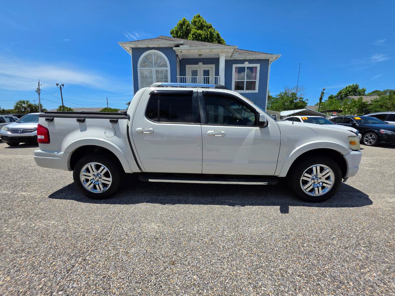 Used 2010 Ford Explorer Sport Trac Limited RWD image 6
