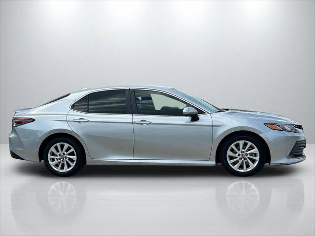 Certified 2023 Toyota Camry LE FWD image 4
