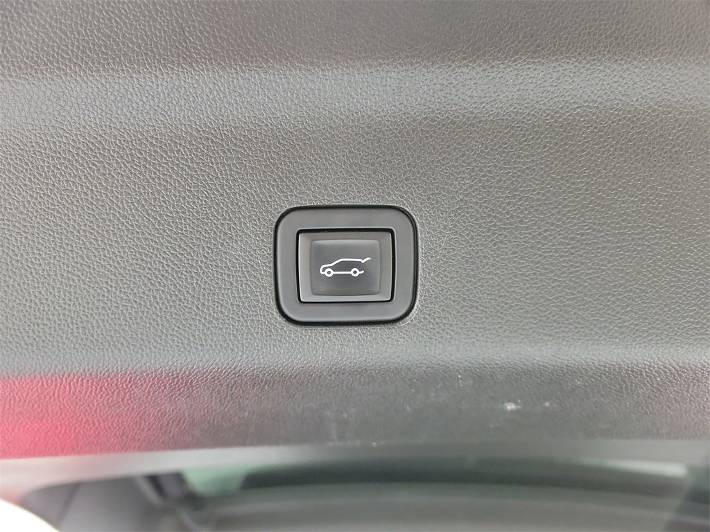 Certified 2024 Cadillac Escalade Sport w/ LPO, ONYX Package image 9