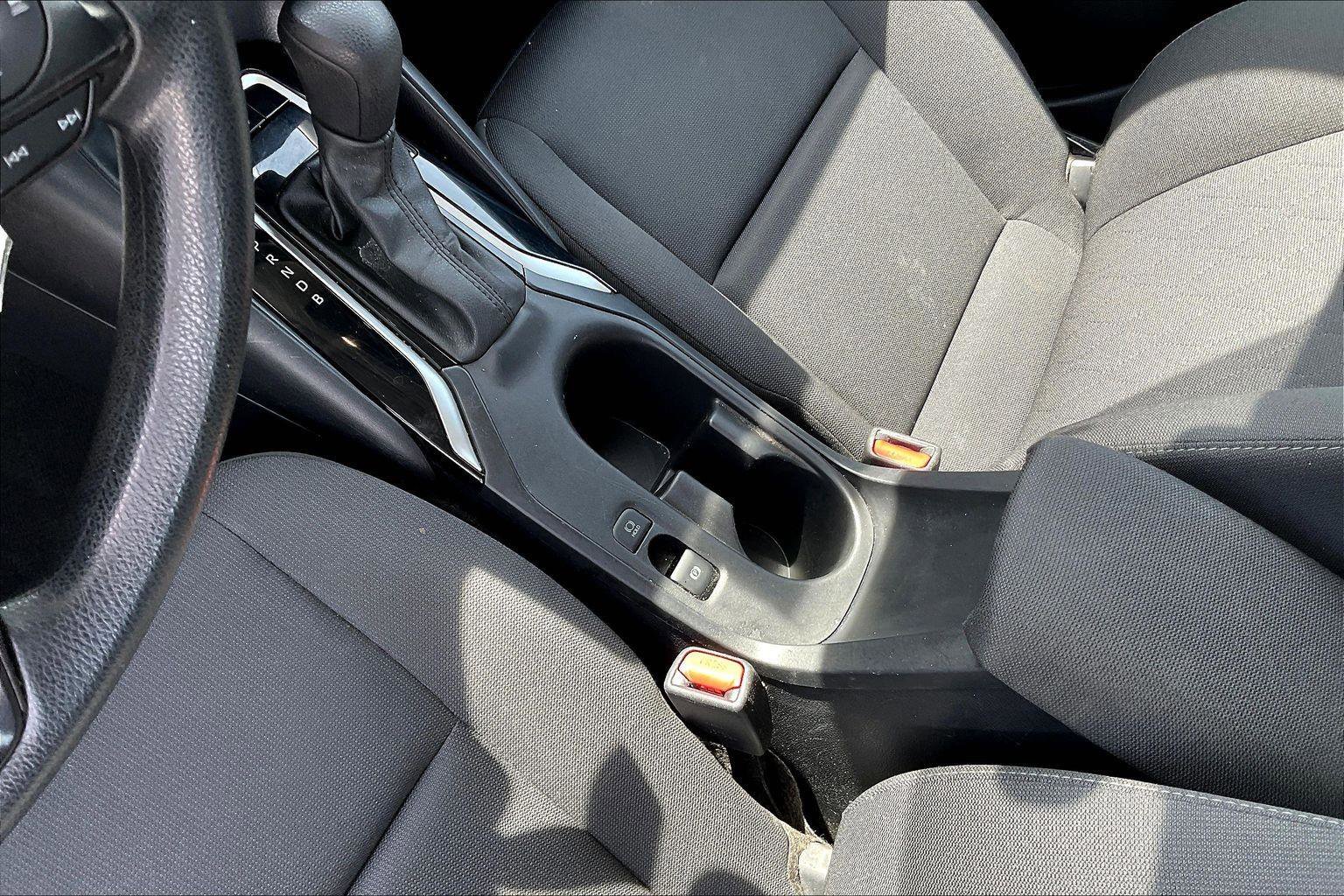 Used 2024 Toyota Corolla LE image 15