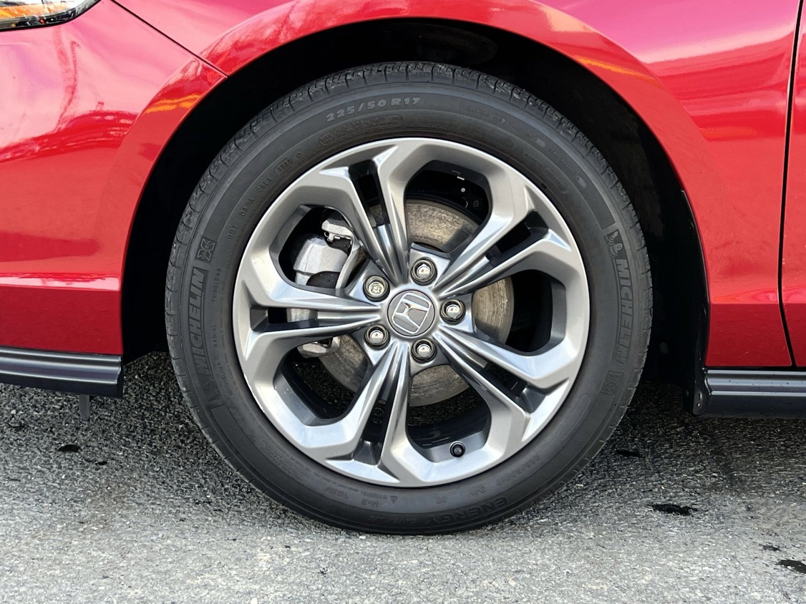 Used 2023 Honda Accord EX image 11