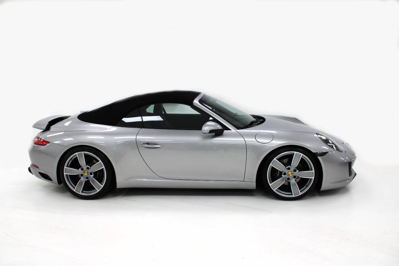 Used 2017 Porsche 911 Carrera image 4