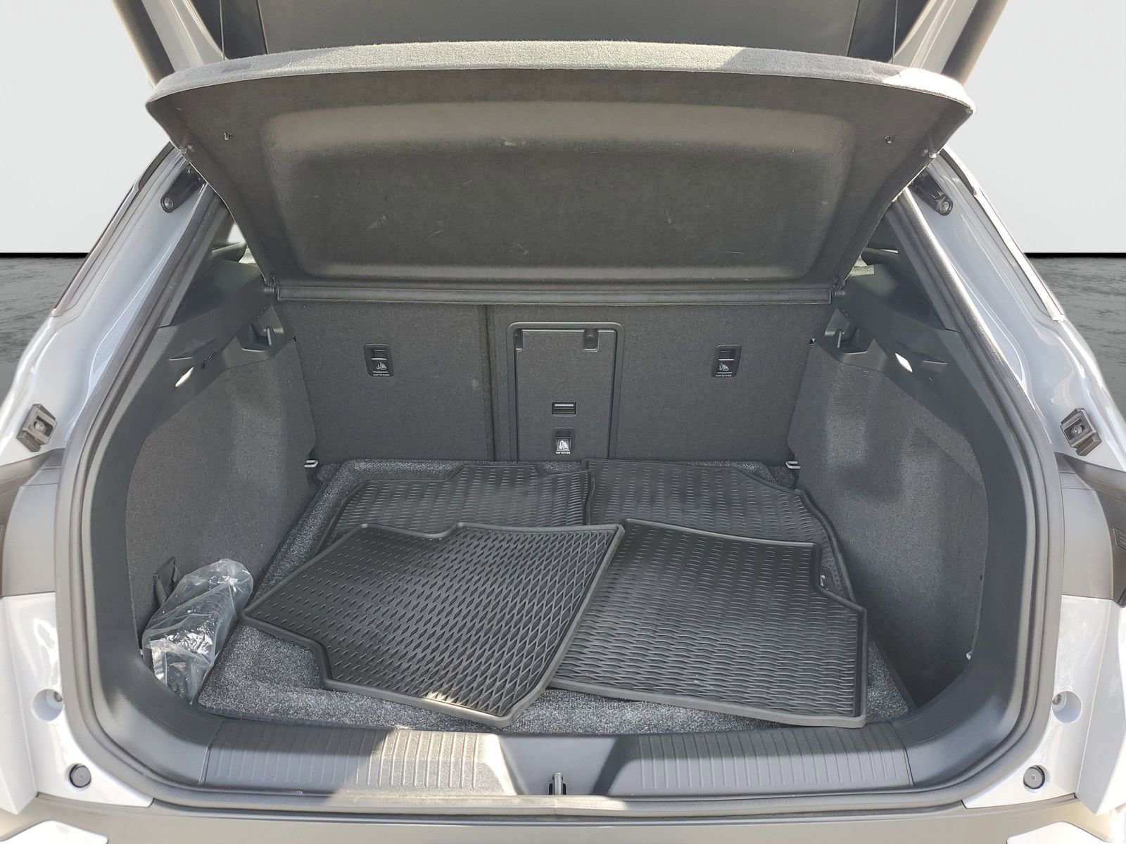 Used 2022 Volkswagen ID.4 Pro S image 8