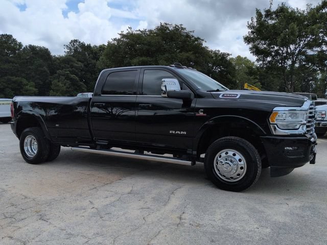 Used 2023 RAM 3500 Limited AWD/4WD image 2