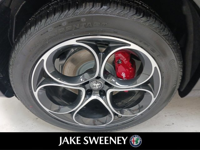 Used 2022 Alfa Romeo Stelvio Veloce image 28