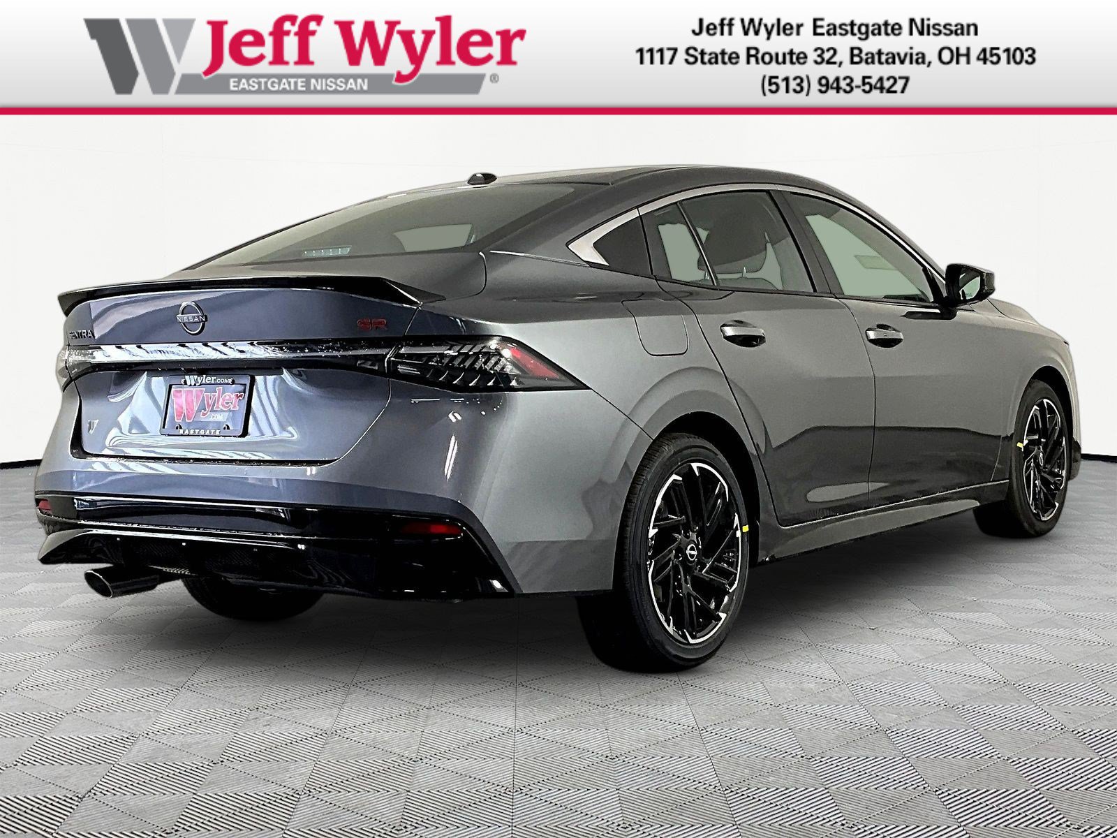New 2026 Nissan Sentra SR w/ Floor Mat Package FWD image 7