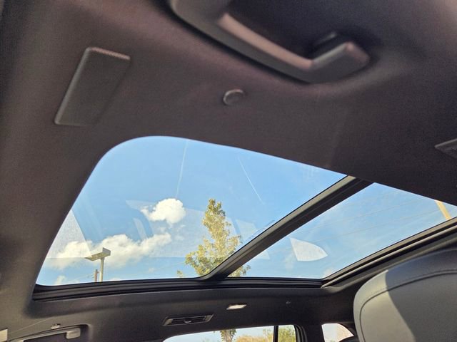 New 2026 GMC Acadia Denali w/ Super Cruise Package image 6