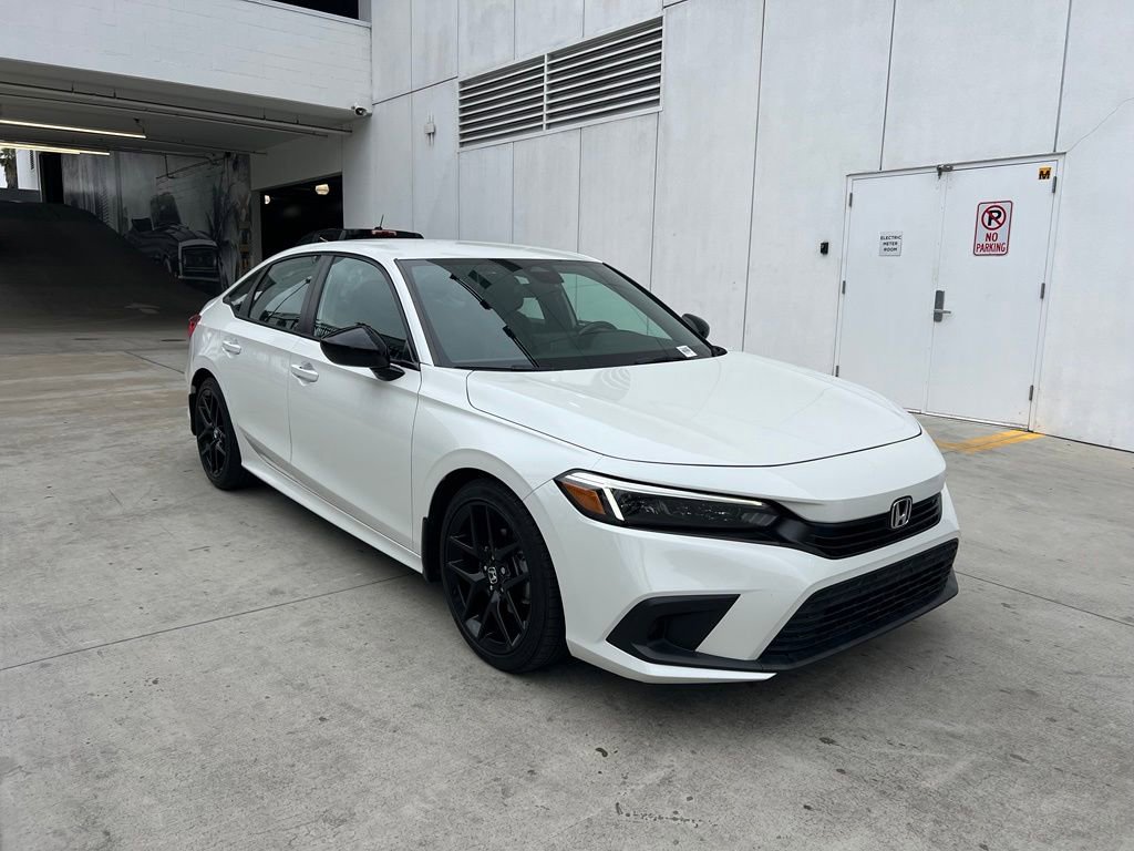 Used 2024 Honda Civic Sport image 3