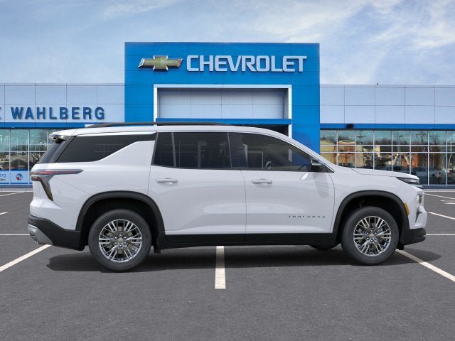 New 2026 Chevrolet Traverse LT w/ Driver Confidence Package FWD image 5
