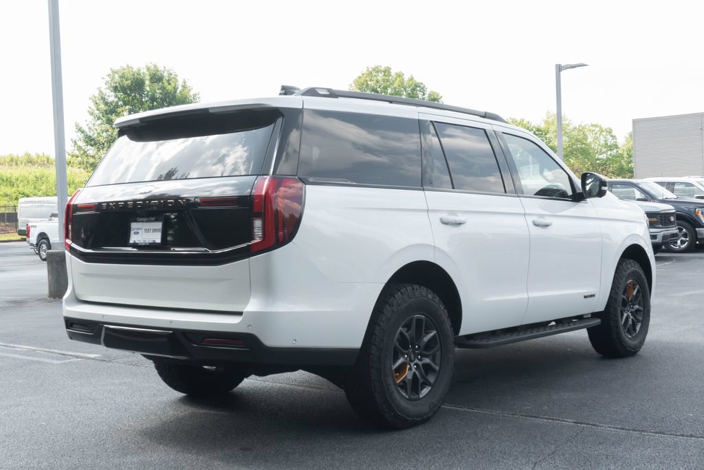 Used 2025 Ford Expedition Tremor AWD/4WD image 9