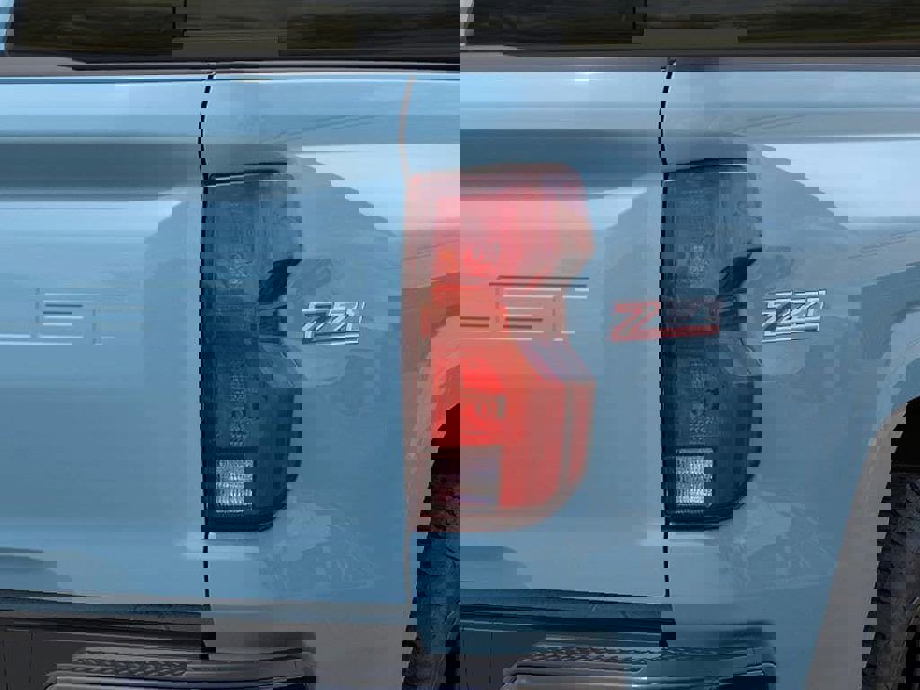 New 2025 Chevrolet Colorado Z71 w/ Technology Package image 11