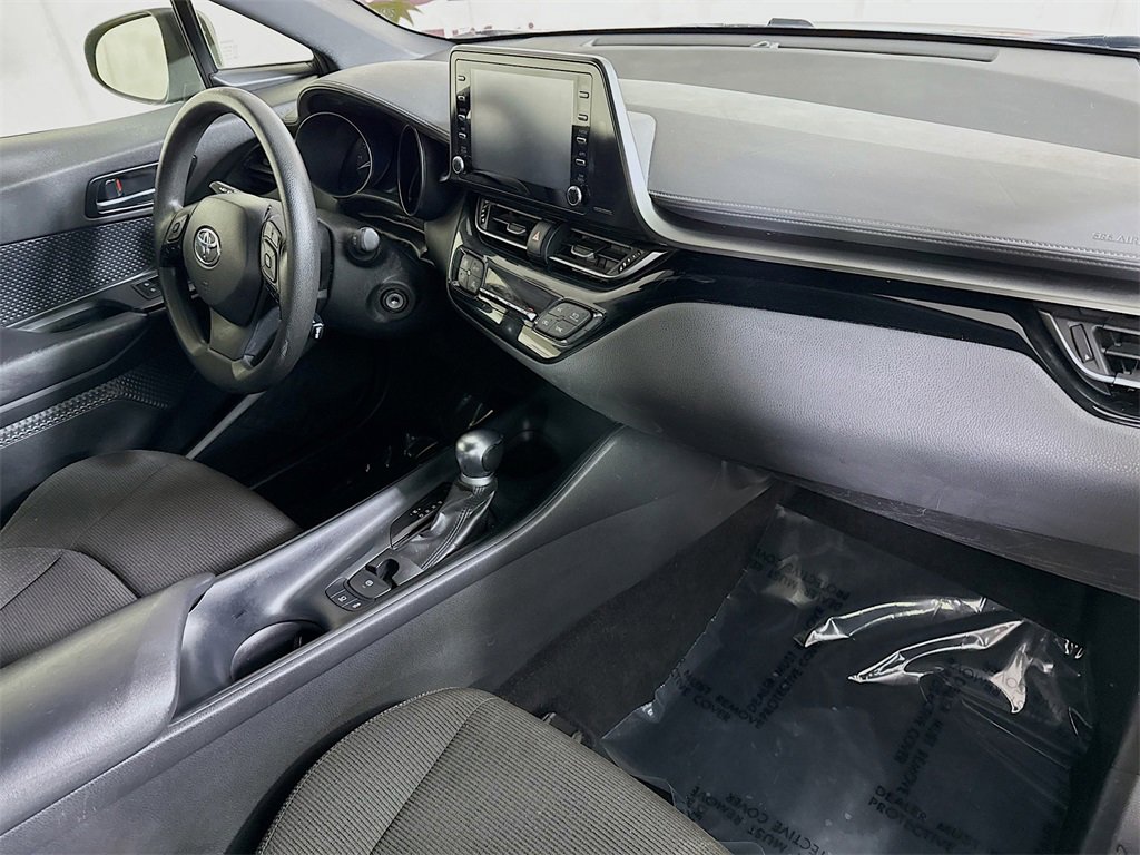Certified 2019 Toyota C-HR LE image 30