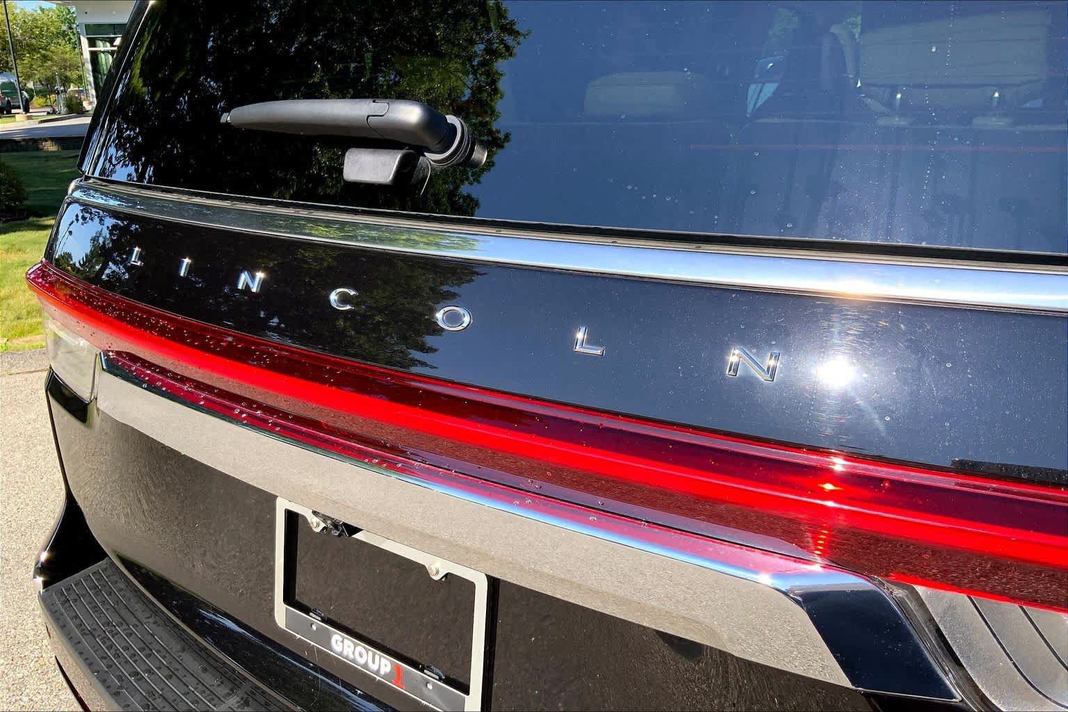 Used 2024 Lincoln Navigator Reserve AWD/4WD image 31
