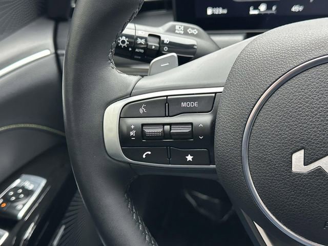 Used 2025 Kia K5 GT w/ GT1 Package image 29