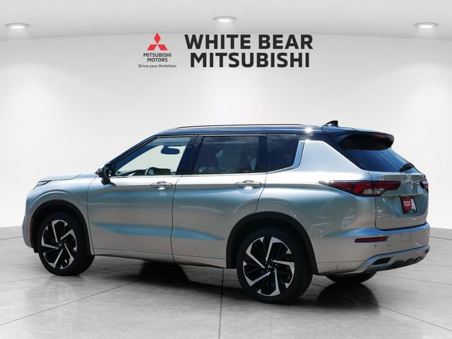 Used 2024 Mitsubishi Outlander SEL AWD/4WD image 4