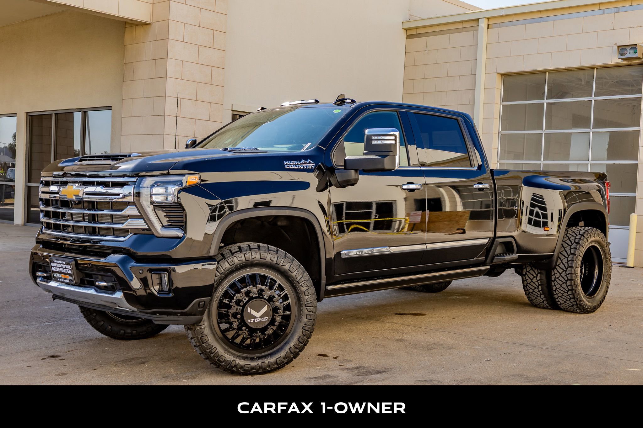 Used 2024 Chevrolet Silverado 3500 High Country w/ Technology Package image 5