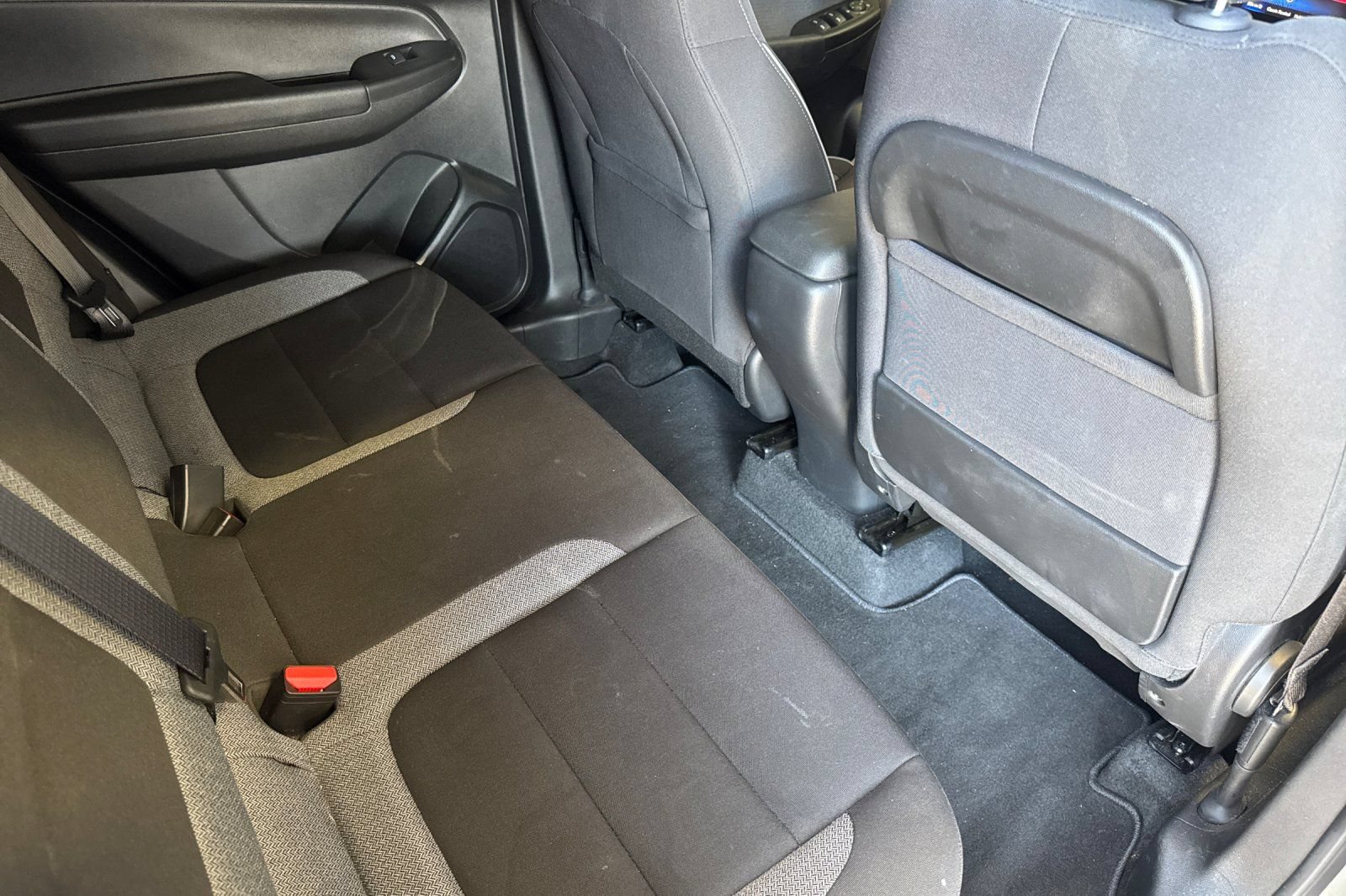 Used 2024 Chevrolet TrailBlazer LT w/ LT Cold Weather Package FWD image 19